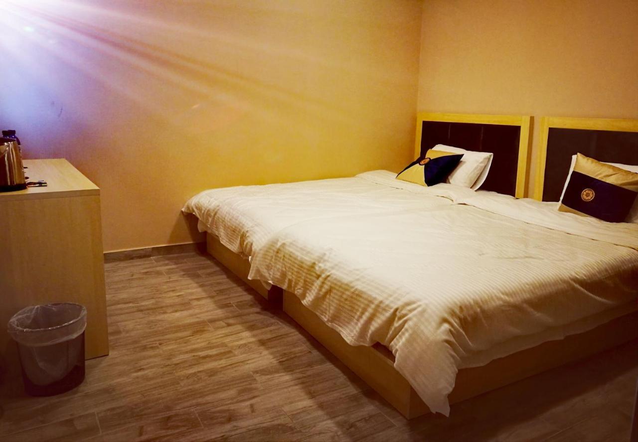 Top Boutique Hotel（首席精品酒店） Tbilisi Exterior foto